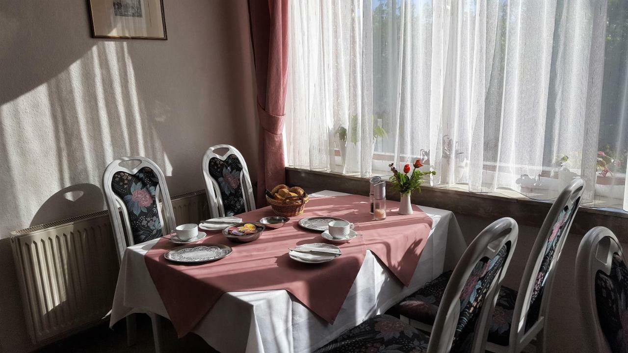 Pension Waldfrieden Wolkenstein Esterno foto